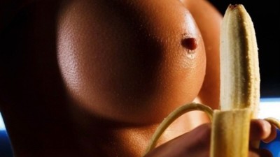 Am facut sex pe bani cu un prieten