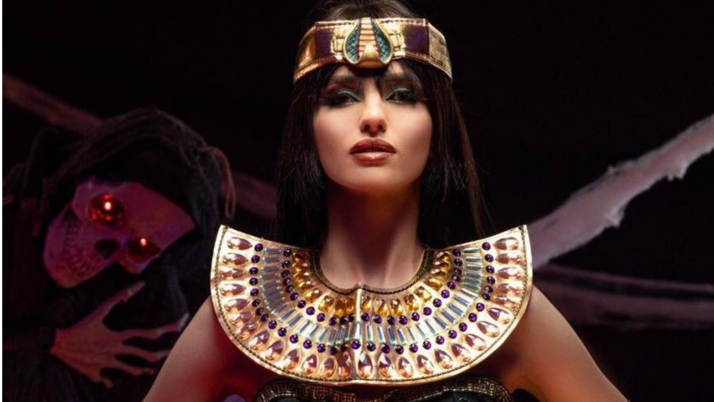 FRUMUSETEA ÎNCHIRIERII DE ESCORTE BUCURESTI