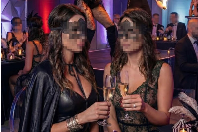 L-am umilit elegant într-un hotel de 5 stele din București